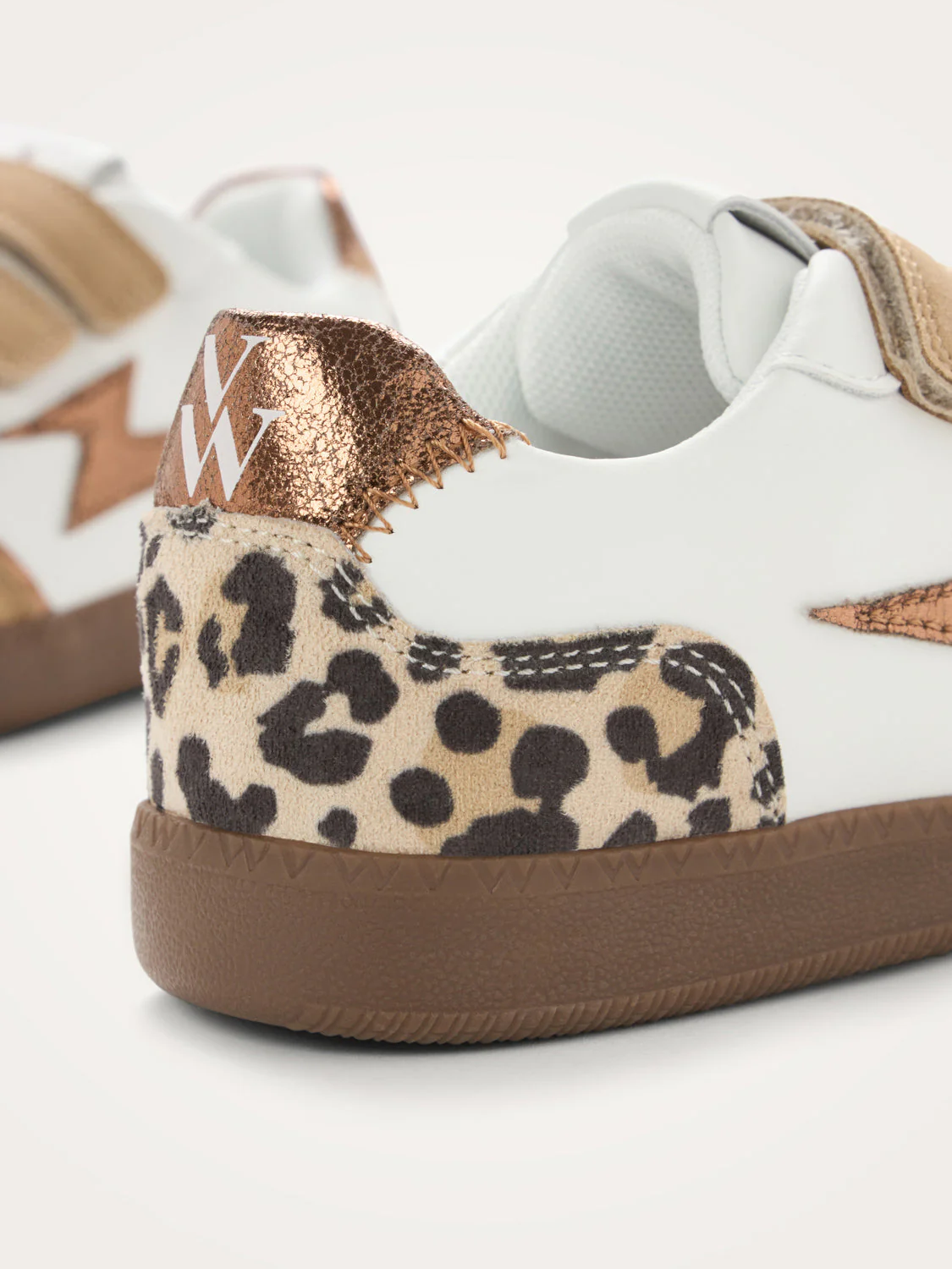 Baskets Mini AURA Emblem - Image 5